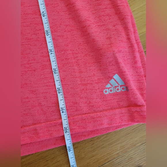 Women's size xs adidas shirt - Picture 3 of 6